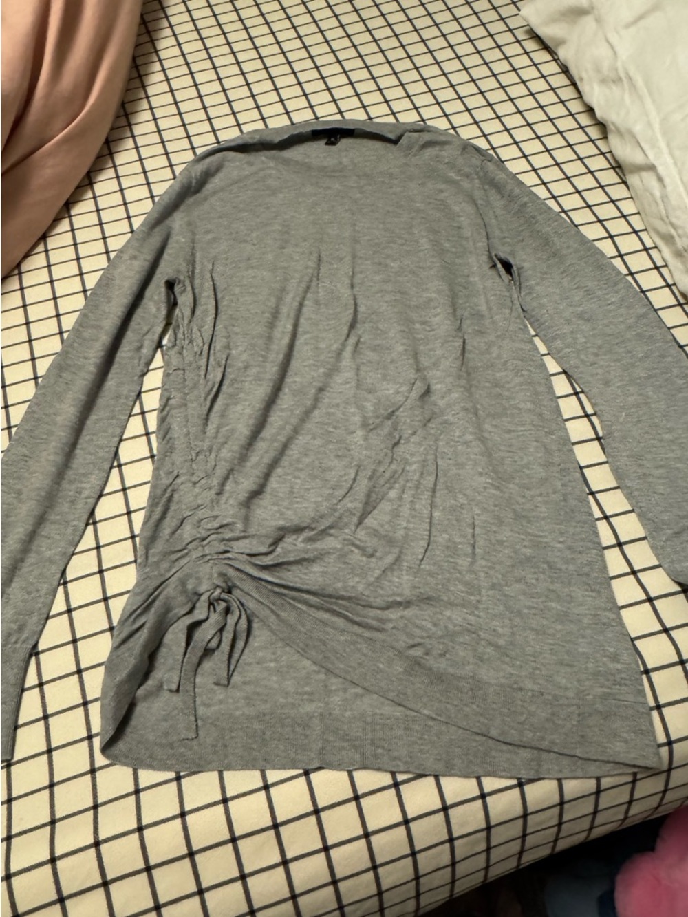 Banana Republic Gray Long-Sleeve Side-Ruched Tee